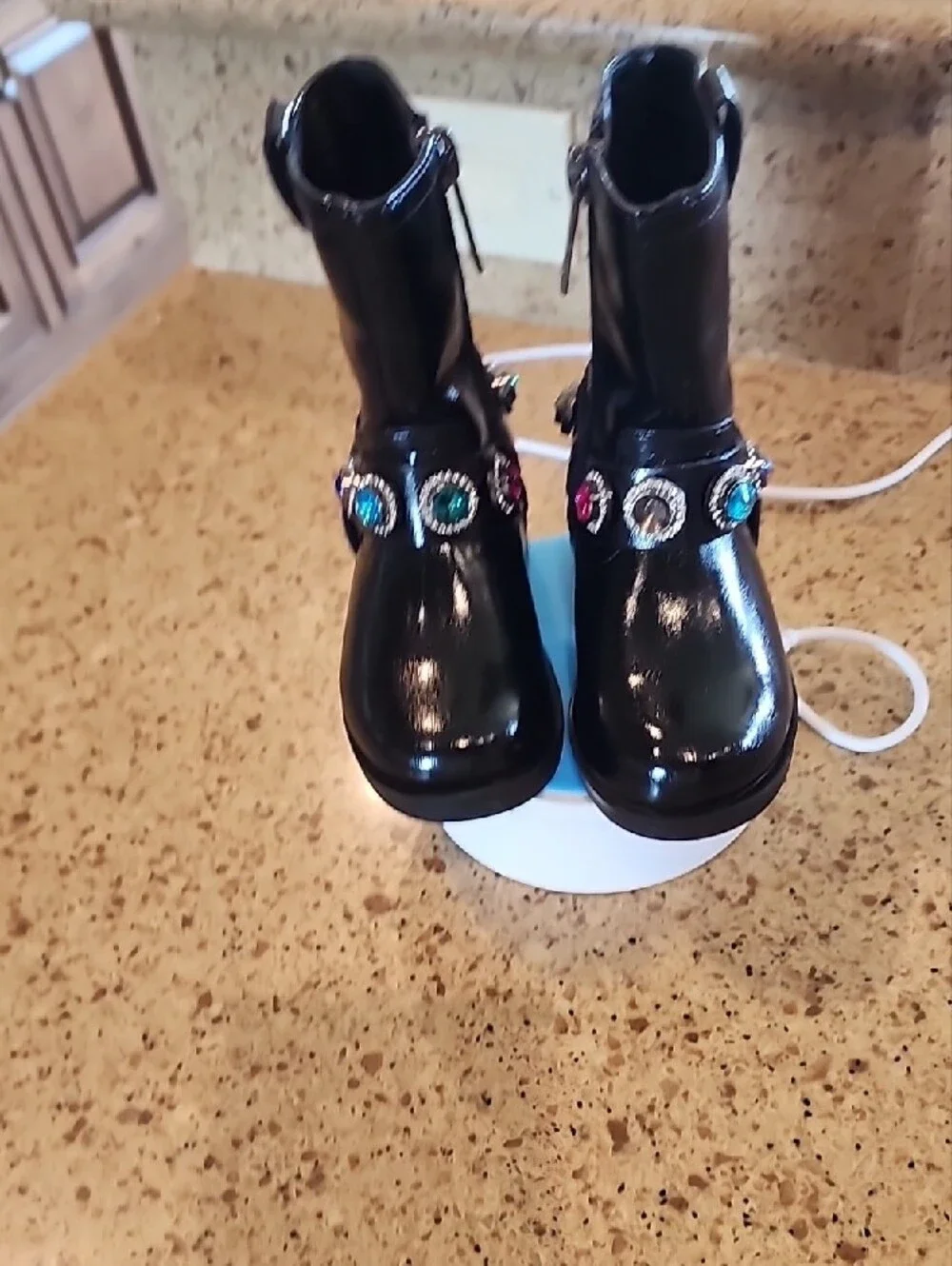 Kids Black Patent Jewel Buckle Boots NWOT SIZE-5c. ((JEWEL IS MISSING SEE PIC..)